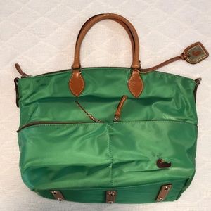 NWT! Dooney & Bourke Green Nylon LG Pocket Bag